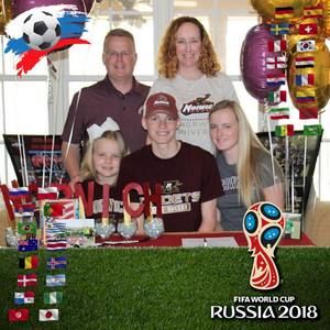 Meet your Posher, Laura